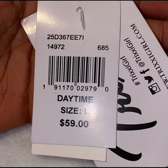 Black and pink dress! - Picture 2 of 3